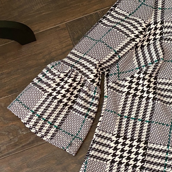 Violet B. Houndstooth ruffle sleeve Dress - Picture 8 of 12